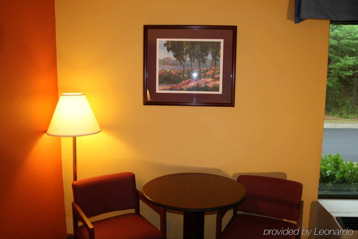 Hampton Inn Картерсвілл Номер фото